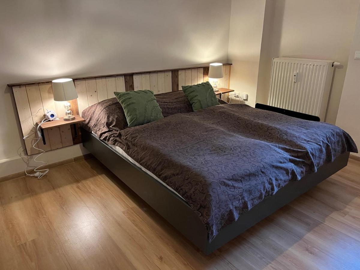 M&M Apartment, Free Parking Karlovy Vary Eksteriør bilde